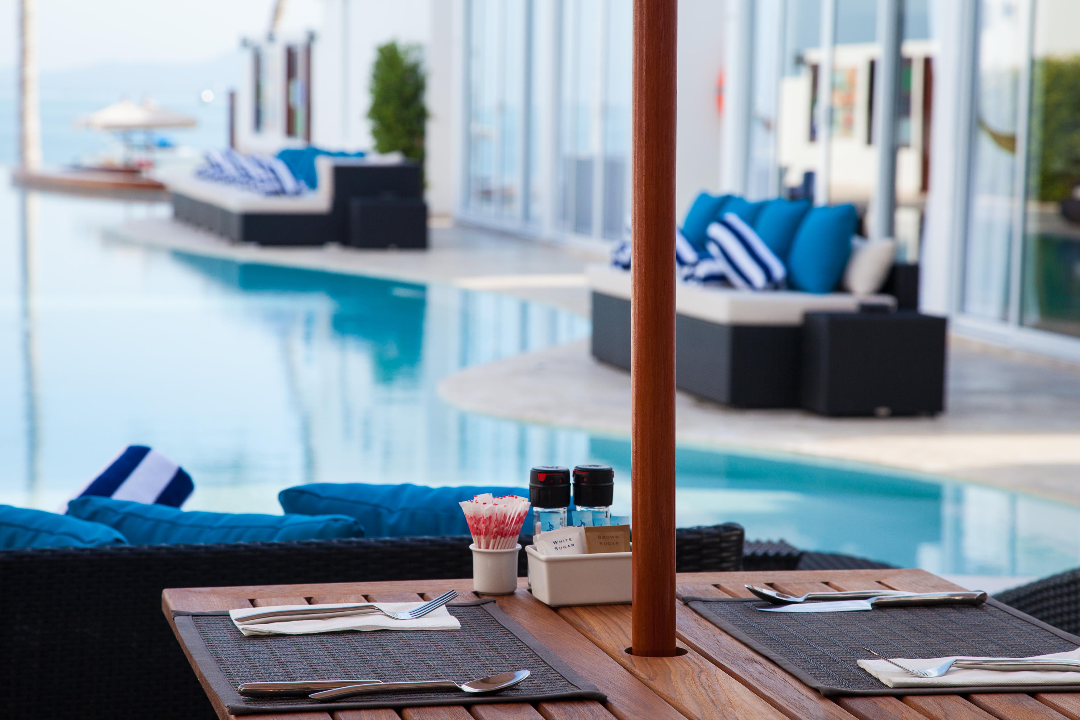 The Privilege Hotel Ezra Beach Club Банграк-Біч Екстер'єр фото