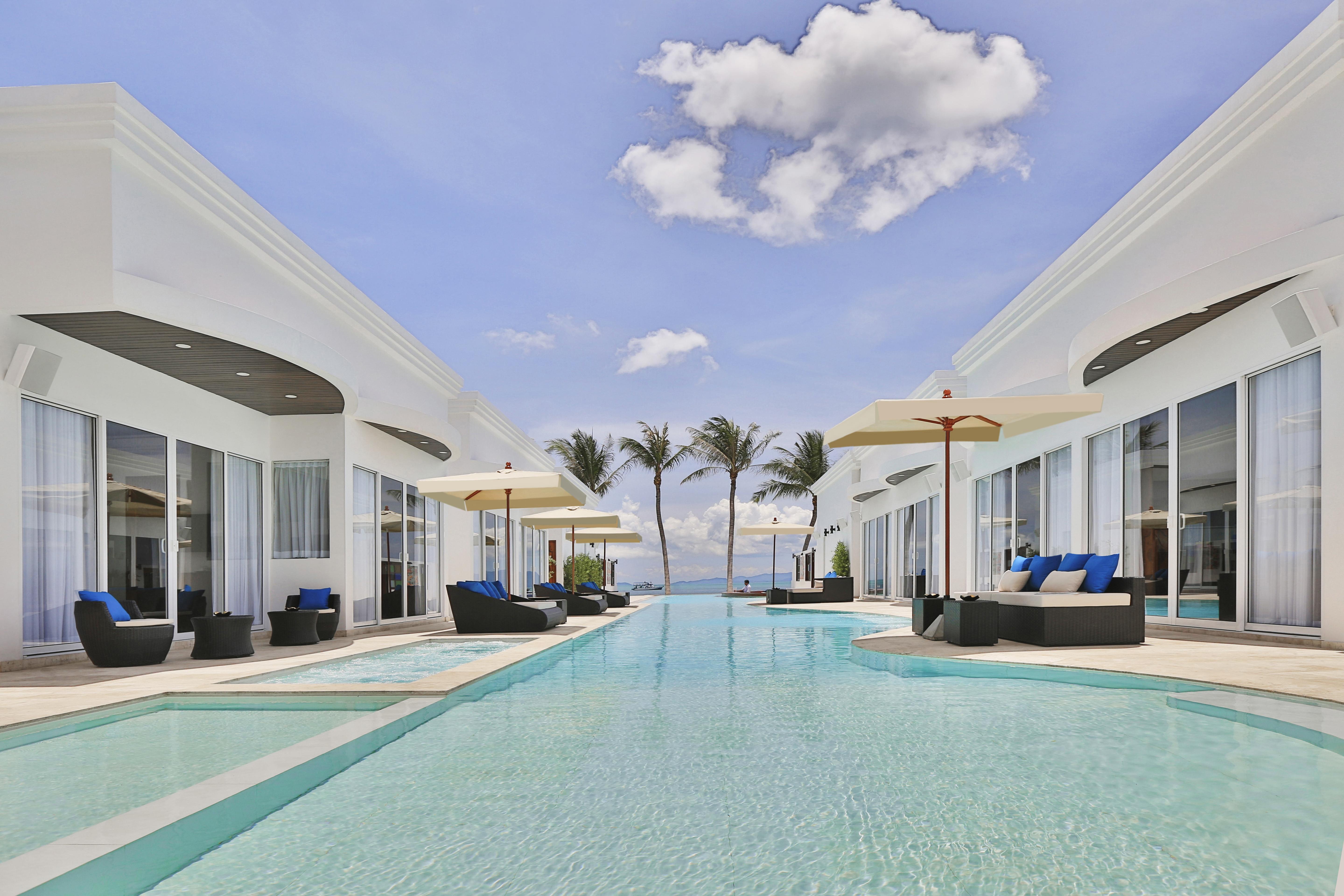 The Privilege Hotel Ezra Beach Club Банграк-Біч Екстер'єр фото